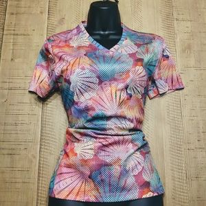 NWOT! Gorgeous Seashell Top Reel Legends Sz S